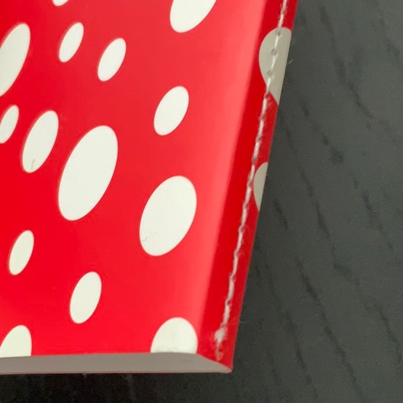 Yayoi Kusama AGO red notebook - Picture 4 of 5